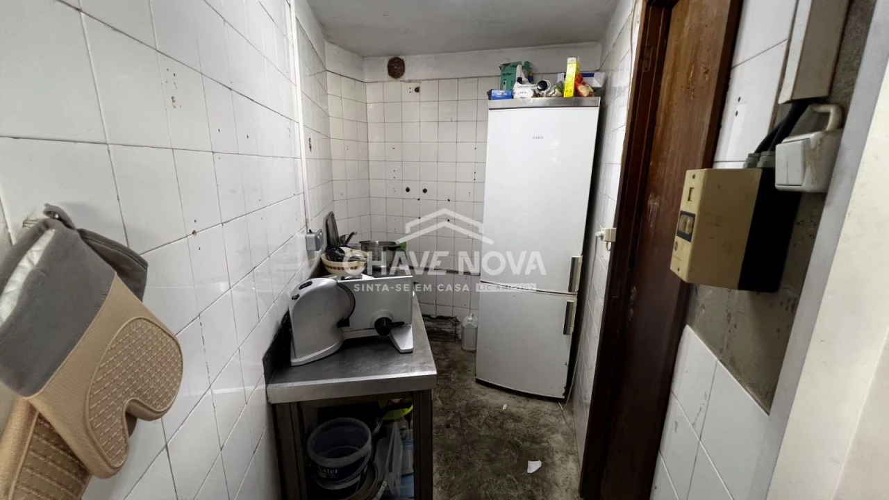 Loja para Trespasse em Matosinhos e Leça da Palmeira Foto 8