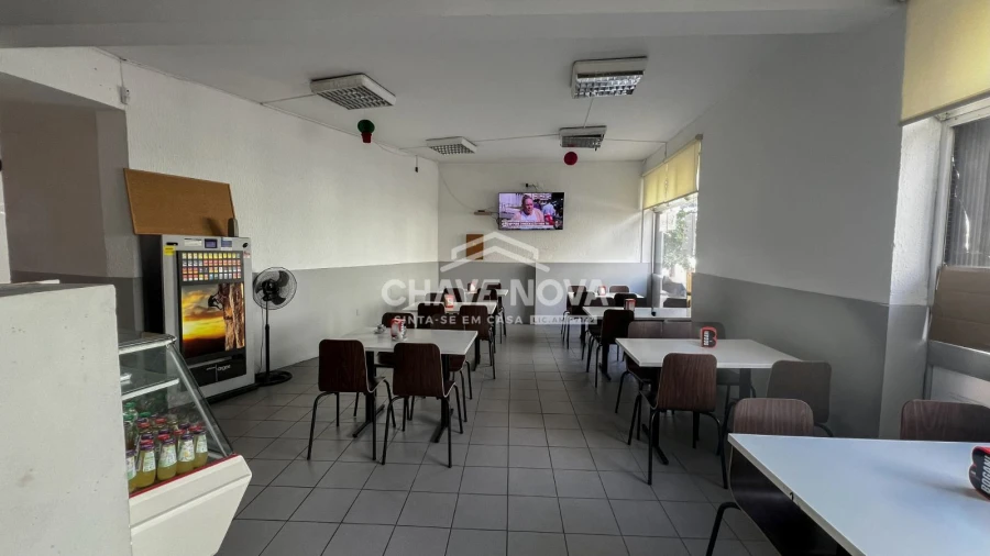 Loja para Trespasse em Matosinhos e Leça da Palmeira Foto 2