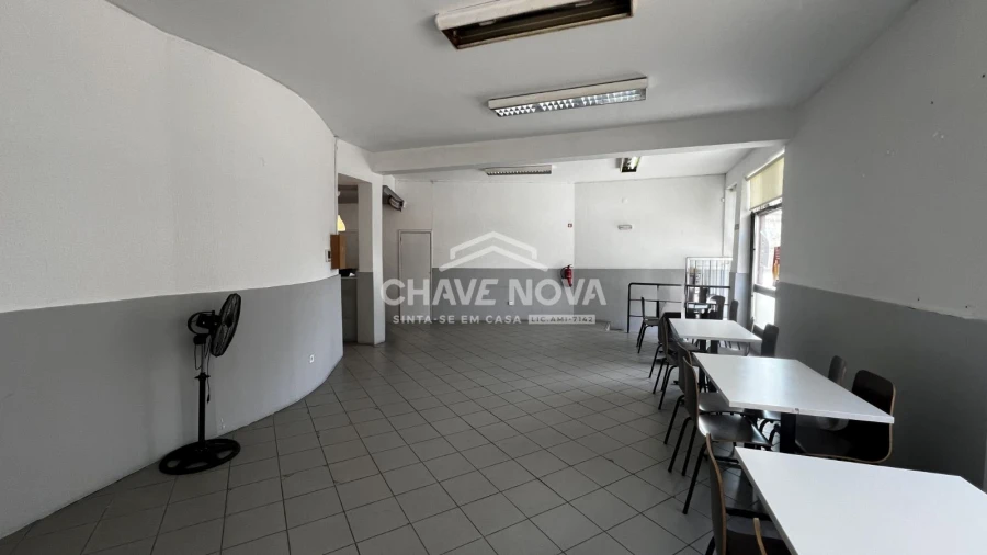 Loja para Trespasse em Matosinhos e Leça da Palmeira Foto 7