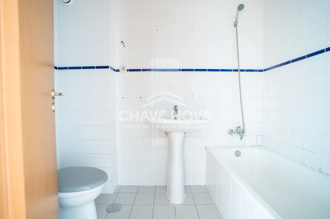 Apartamento T2 para Venda em Gulpilhares e Valadares Foto 10