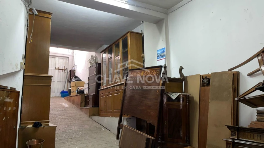 Negócio para Venda em Santa Marinha e São Pedro da Afurada Foto 7