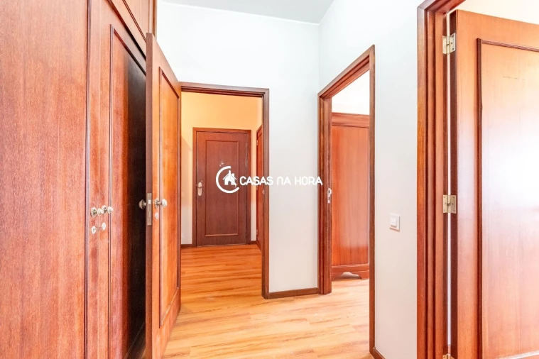 Apartamento T3 para Arrendamento em Santa Marinha e São Pedro da Afurada Foto 11