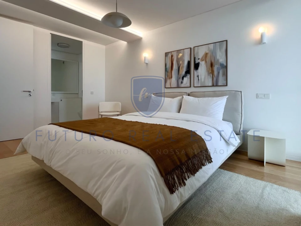 Moradia T4 para Venda em São Martinho Foto 23