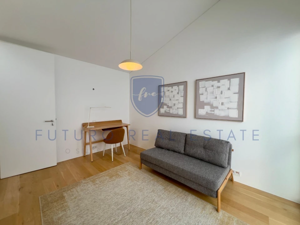 Moradia T4 para Venda em São Martinho Foto 36