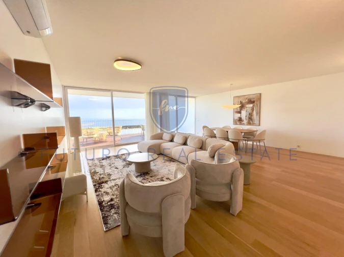 Moradia T4 para Venda em São Martinho Foto 2