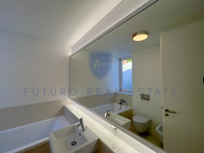 Moradia T4 para Venda em São Martinho Foto 39