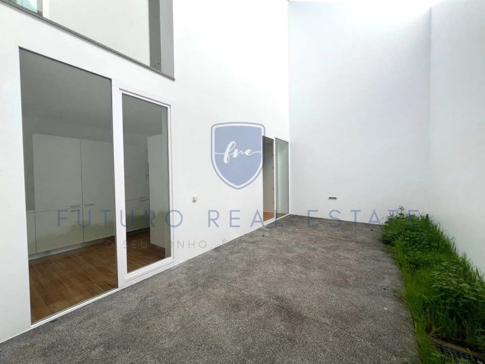 Moradia T4 para Venda em São Martinho Foto 51