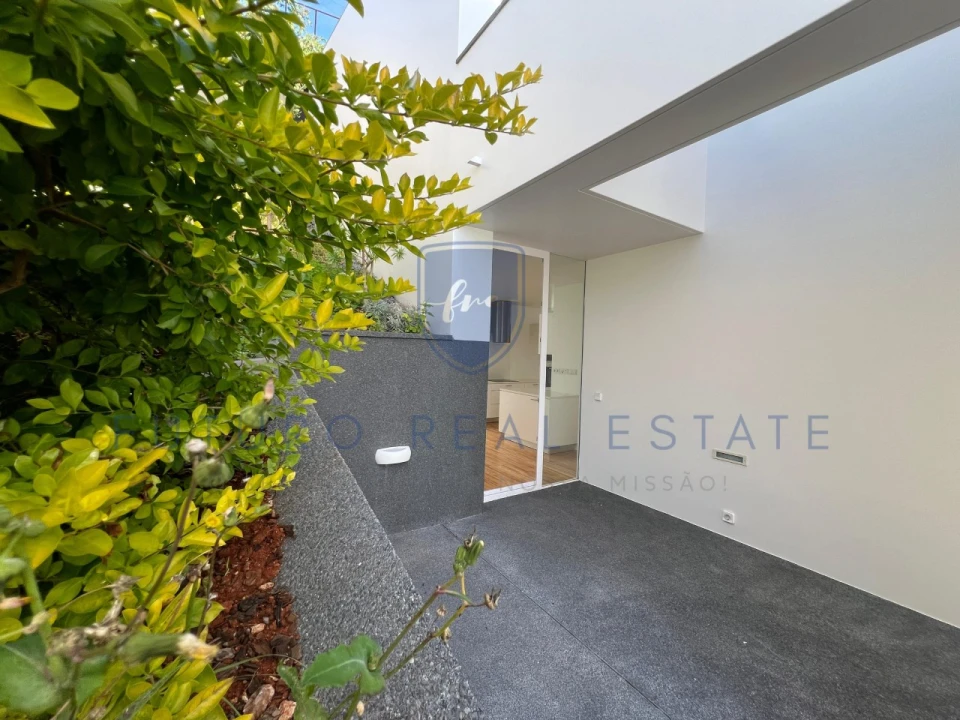 Moradia T4 para Venda em São Martinho Foto 57