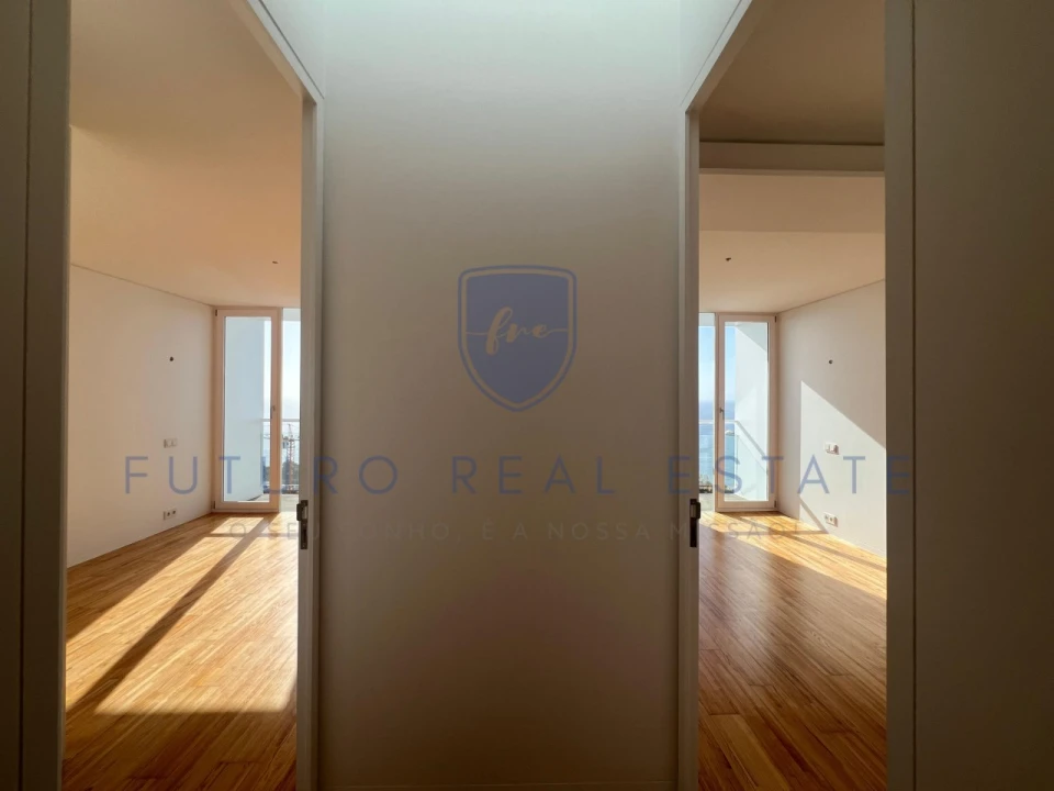 Moradia T4 para Venda em São Martinho Foto 26