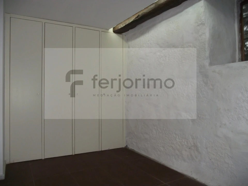 Moradia T3 para Venda em Azurem Foto 2