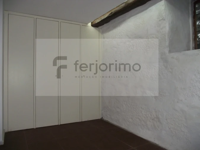 Moradia T3 para Venda em Azurem Foto 2