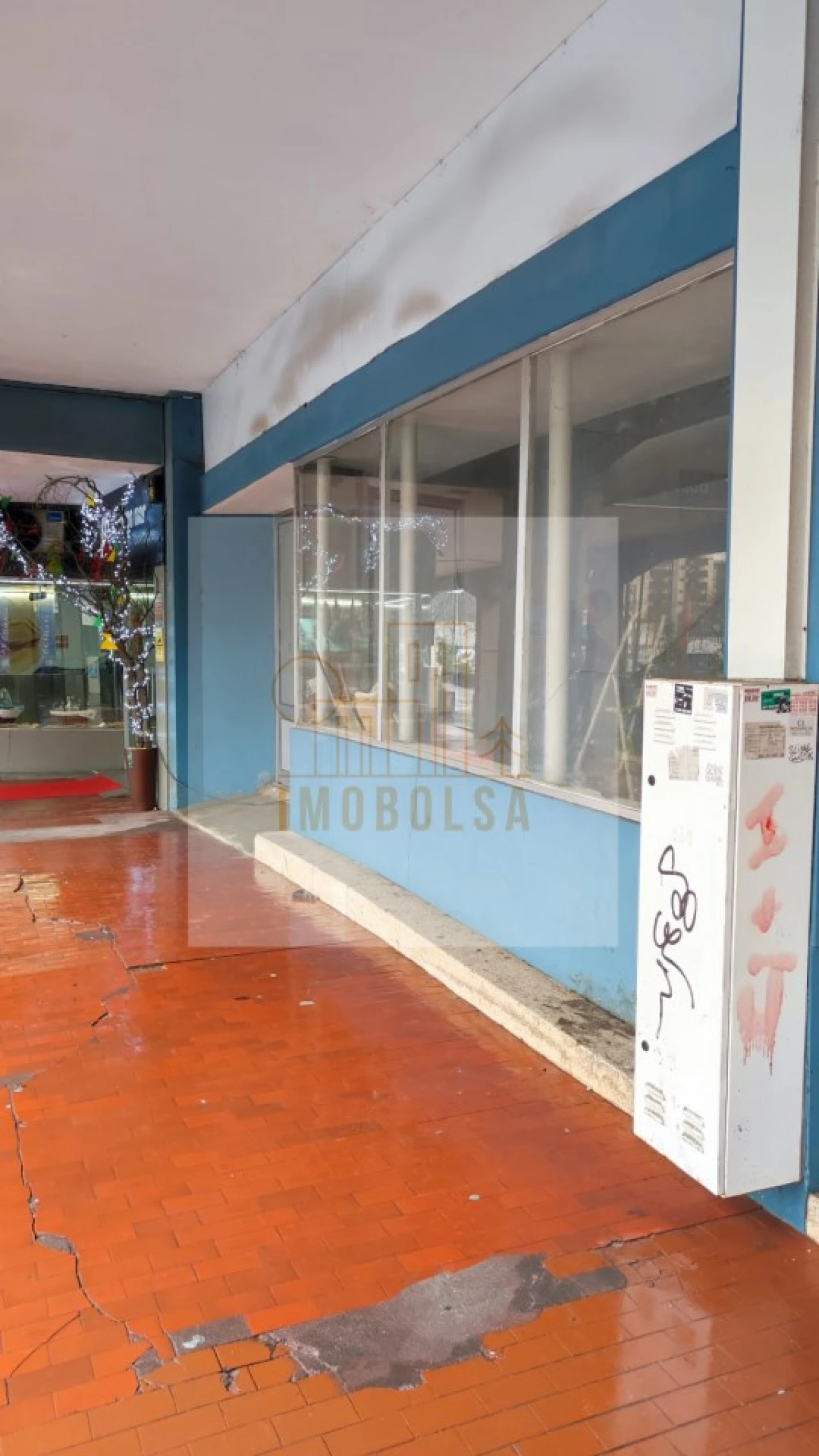 Loja para Arrendamento em Antas e Abade de Vermoim Foto 6