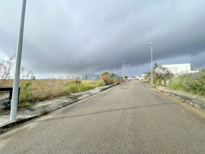 Terreno para Venda em Valongo do Vouga Foto 1