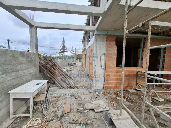 Moradia T3 para Venda em Fernao Ferro Foto 9