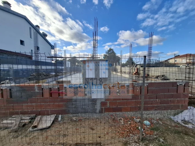 Moradia T3 para Venda em Fernao Ferro Foto 4