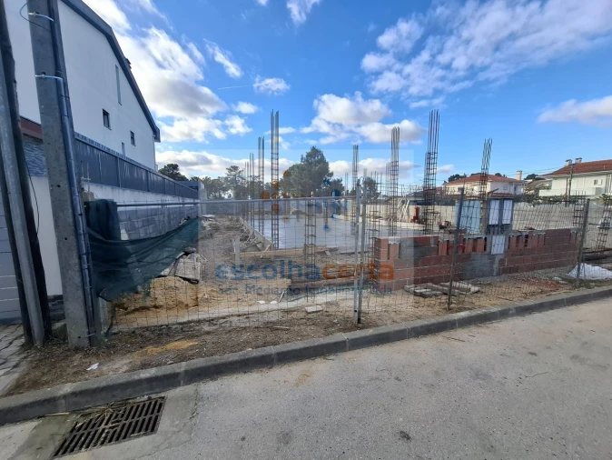 Moradia T3 para Venda em Fernao Ferro Foto 1