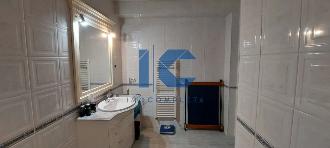 Apartamento T2 para Venda em Oiã Foto 16