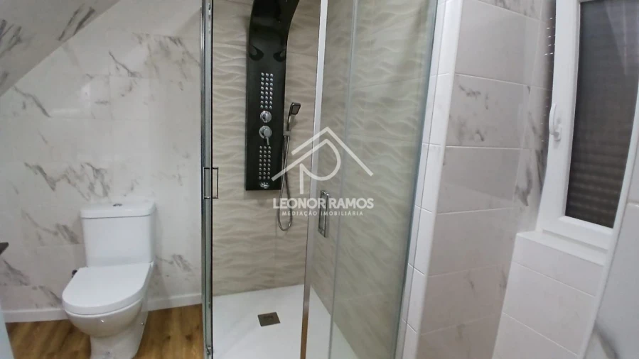 Moradia T3 para Venda em Alcains Foto 25