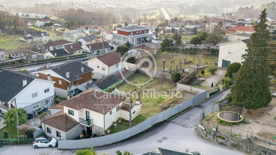 Moradia T3 para Venda em Fornelos Foto 3