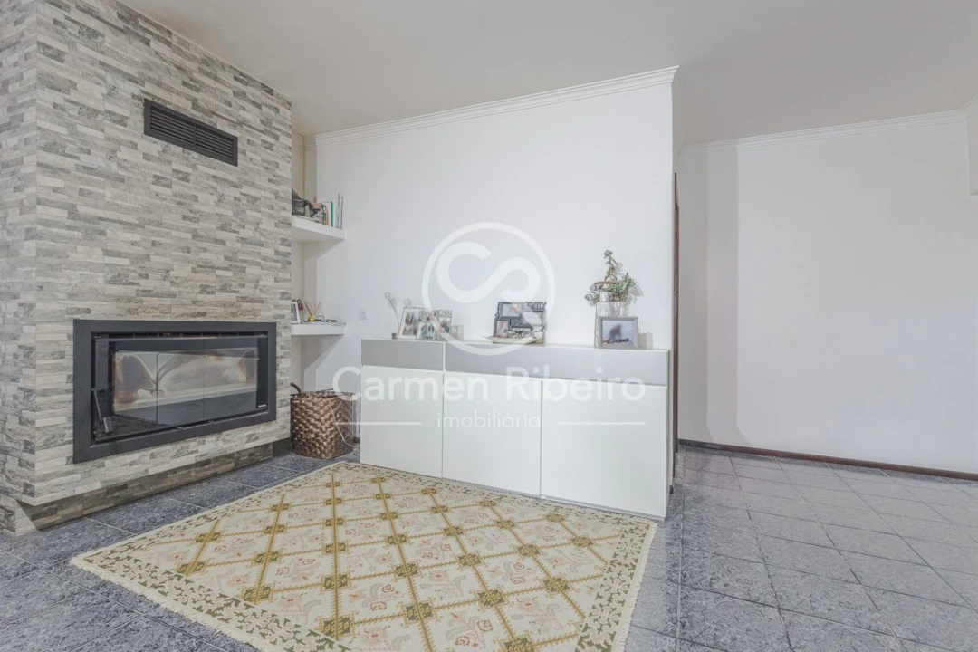 Moradia T3 para Venda em Fornelos Foto 11