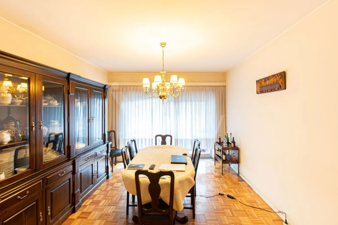 Apartamento T4 para Venda em Lordelo do Ouro e Massarelos Foto 5