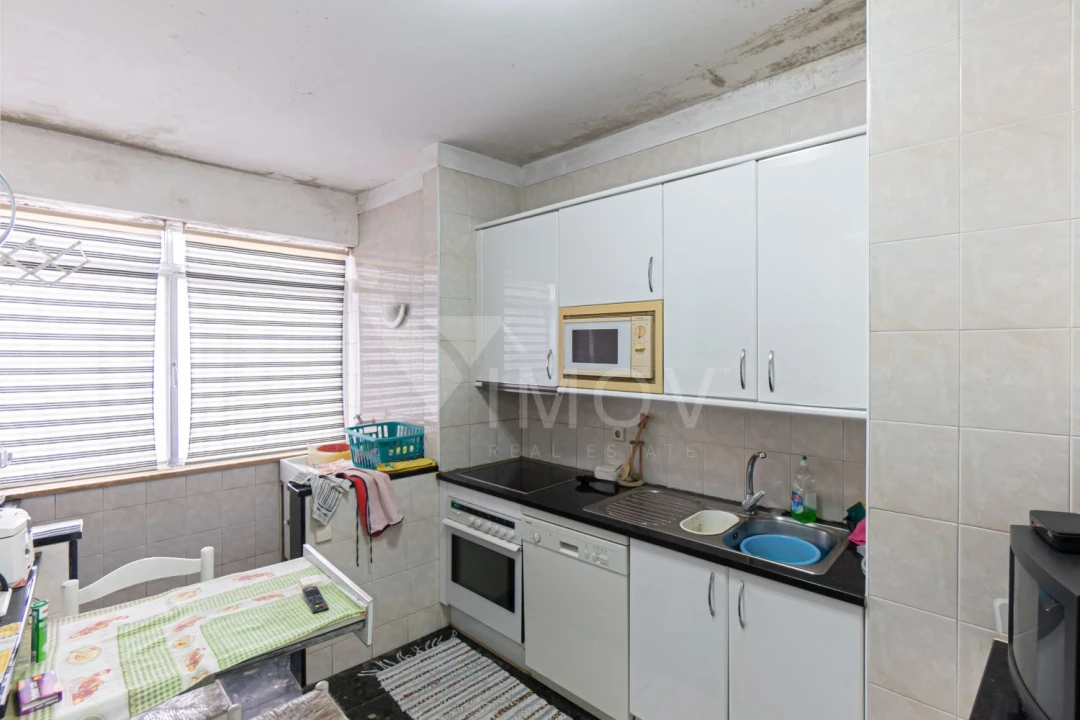 Apartamento T4 para Venda em Lordelo do Ouro e Massarelos Foto 7