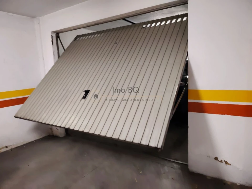 Apartamento T3 para Venda em Póvoa de Santa Iria e Forte da Casa Foto 34