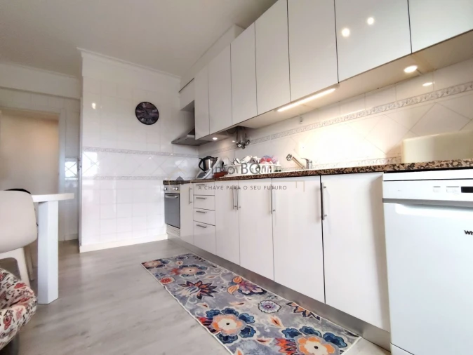 Apartamento T3 para Venda em Póvoa de Santa Iria e Forte da Casa Foto 11