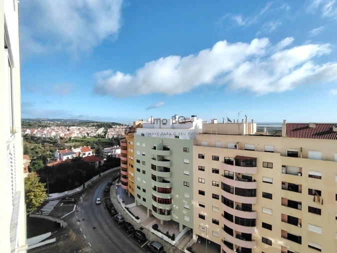 Apartamento T3 para Venda em Póvoa de Santa Iria e Forte da Casa Foto 5