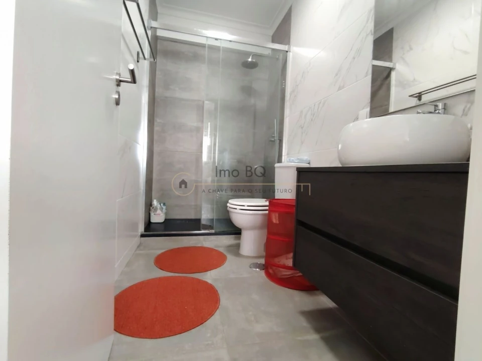 Apartamento T3 para Venda em Póvoa de Santa Iria e Forte da Casa Foto 27