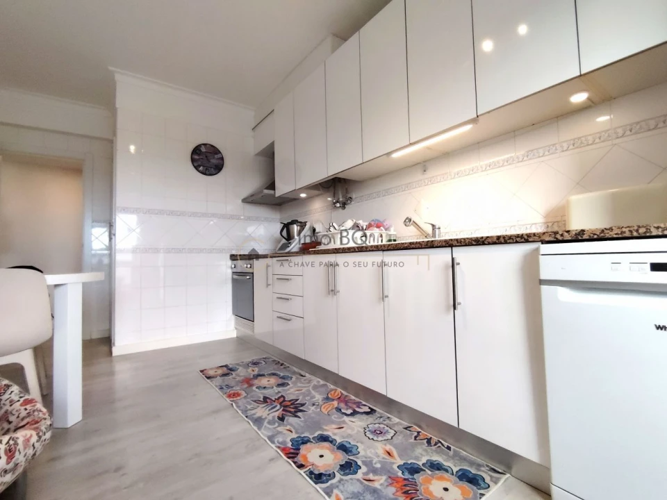 Apartamento T3 para Venda em Póvoa de Santa Iria e Forte da Casa Foto 11