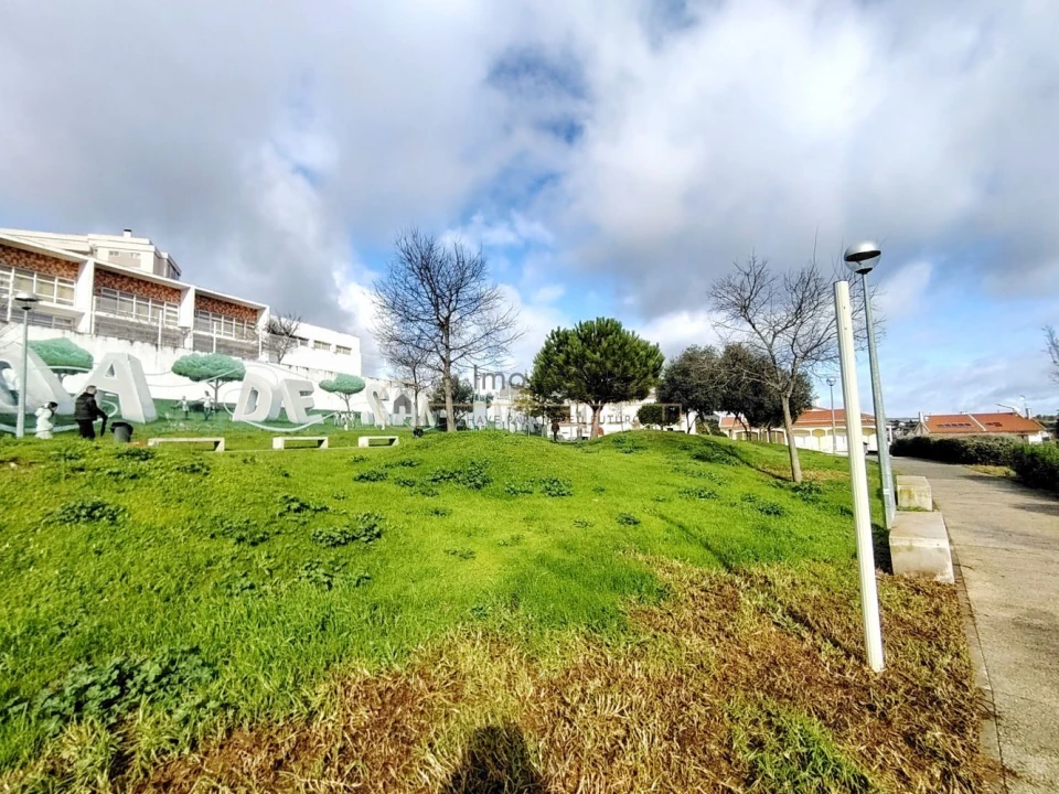 Apartamento T3 para Venda em Póvoa de Santa Iria e Forte da Casa Foto 39