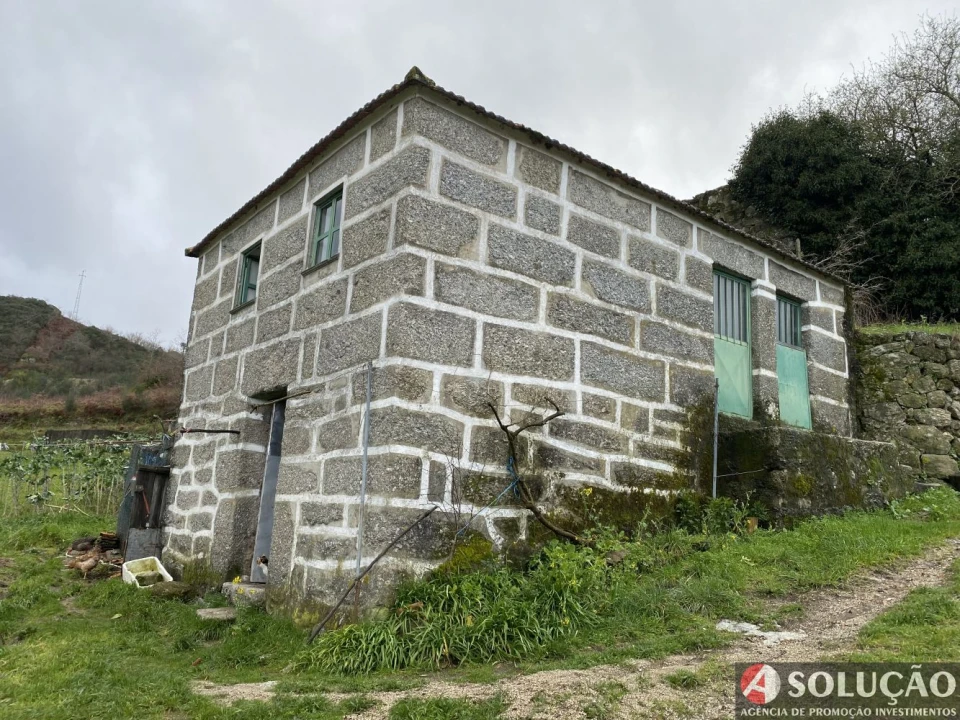 Moradia T2 para Venda em Resende Foto 4