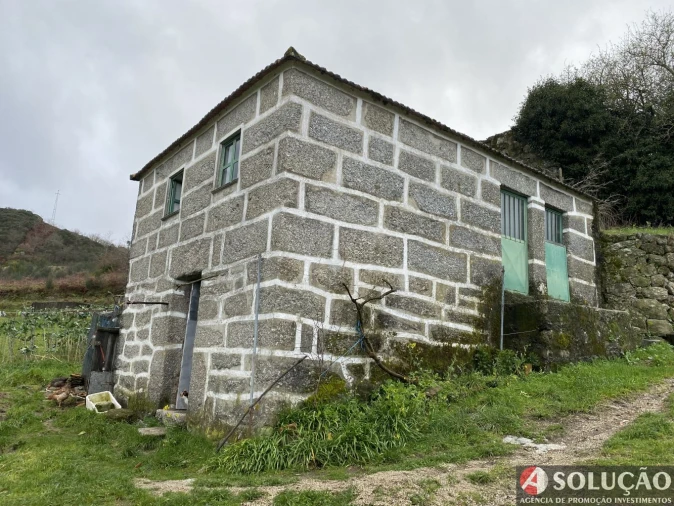 Moradia T2 para Venda em Resende Foto 4