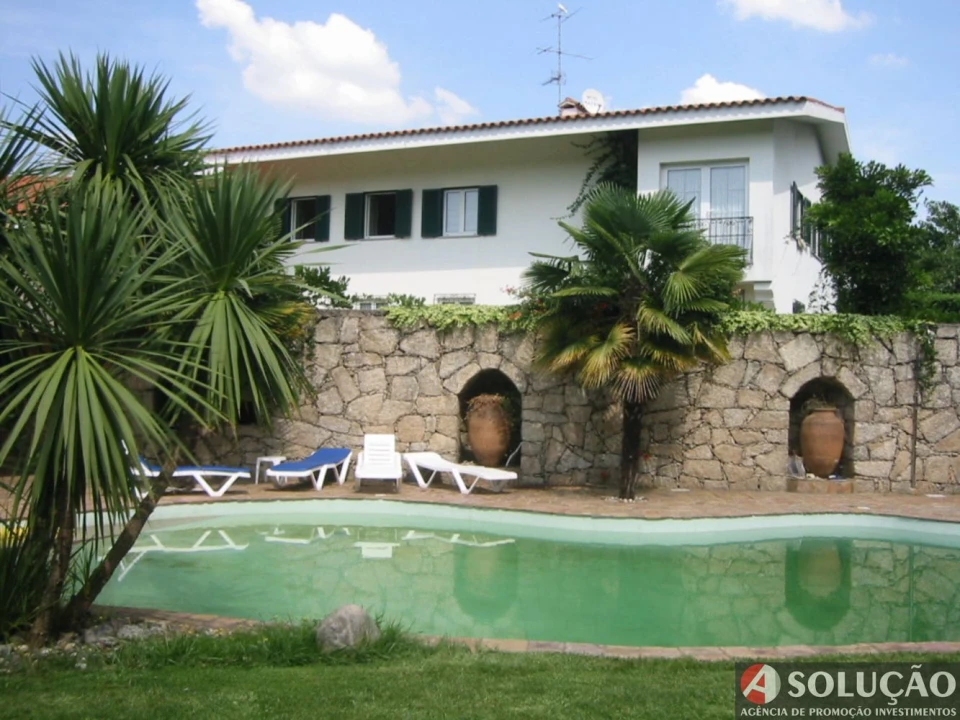 Moradia T4 para Venda em Santo Tirso, Couto (Santa Cristina e São Miguel) e Burgães Foto 4