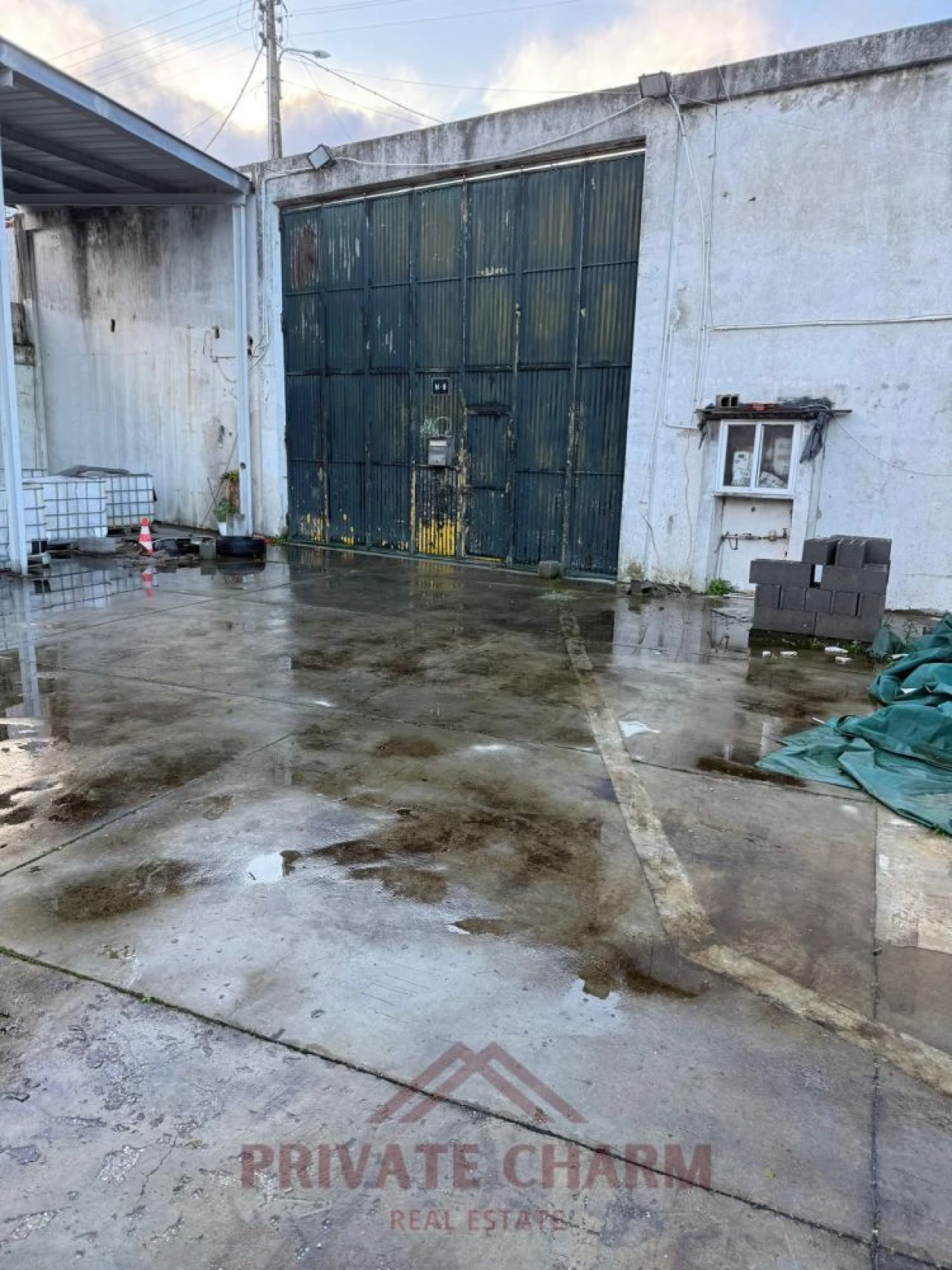 Loja para Arrendamento em Sacavém e Prior Velho Foto 3