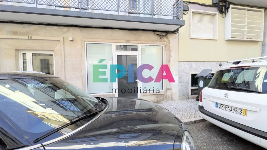 Loja para Arrendamento em Campo de Ourique Foto 31