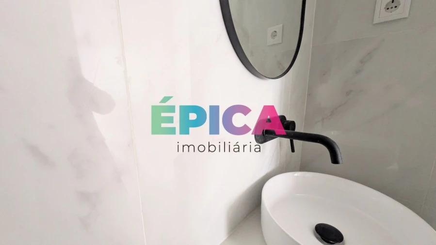 Loja para Arrendamento em Campo de Ourique Foto 23