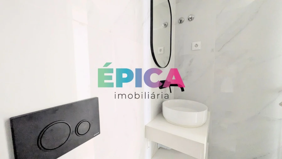 Loja para Arrendamento em Campo de Ourique Foto 19