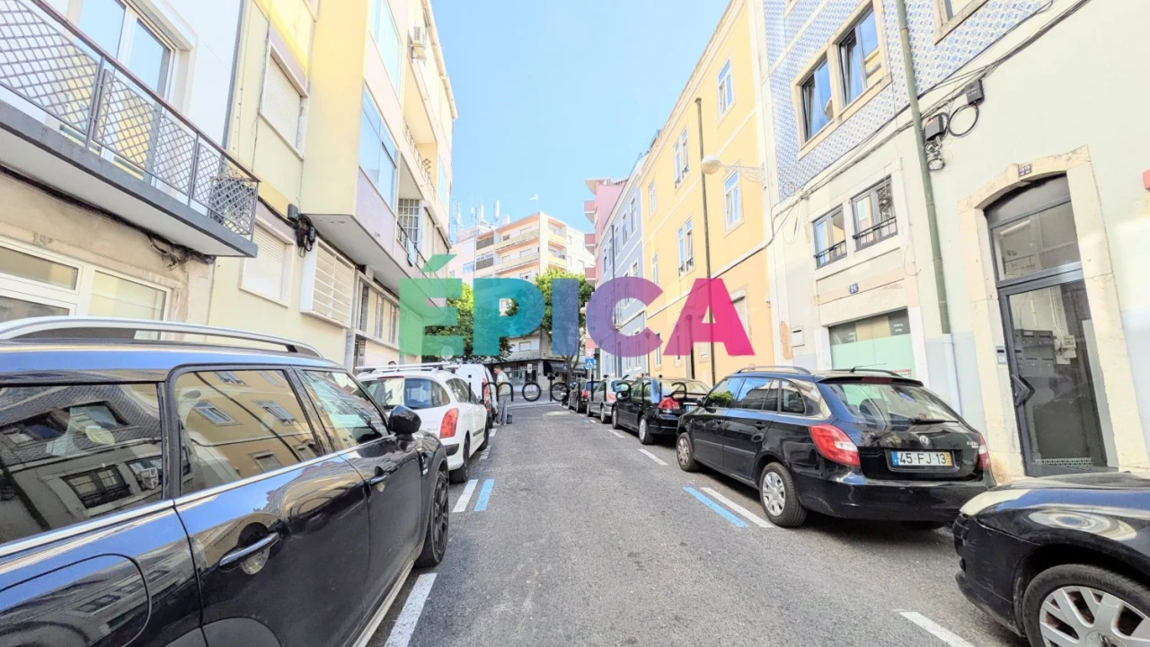 Loja para Arrendamento em Campo de Ourique Foto 25