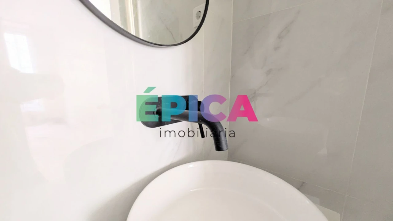 Loja para Arrendamento em Campo de Ourique Foto 24