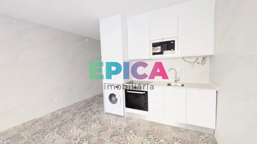 Loja para Arrendamento em Campo de Ourique Foto 9