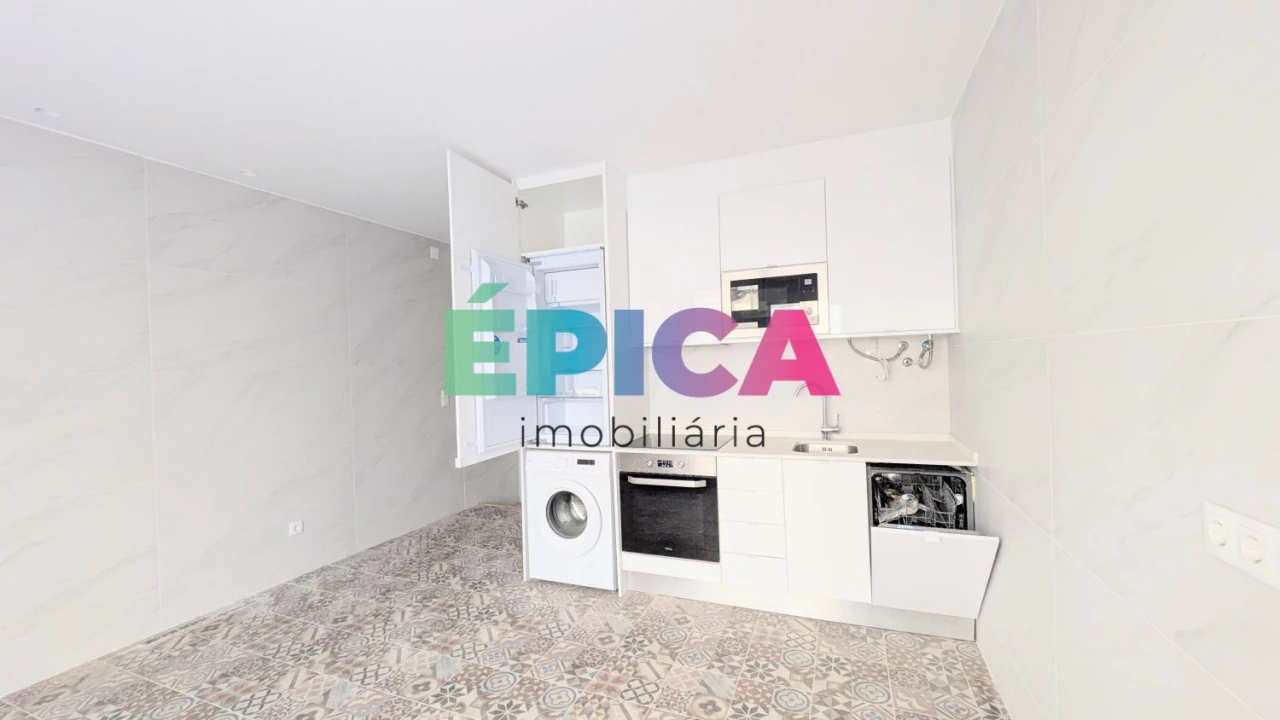 Loja para Arrendamento em Campo de Ourique Foto 10