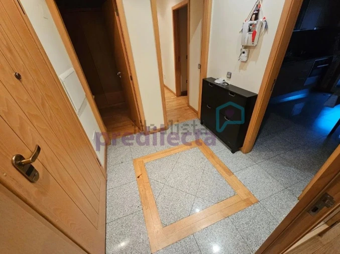 Apartamento T2 para Arrendamento em Rio Tinto Foto 2