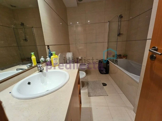 Apartamento T2 para Arrendamento em Rio Tinto Foto 10