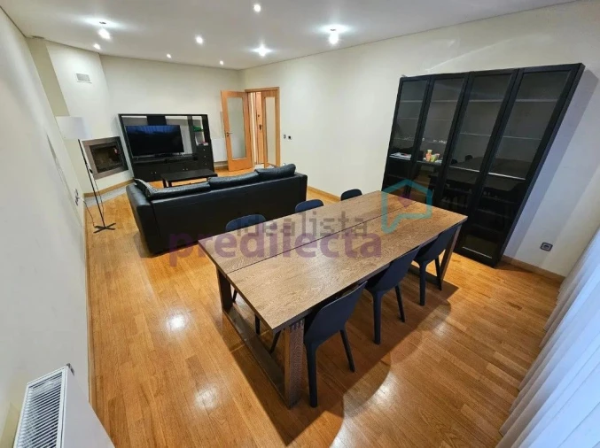 Apartamento T2 para Arrendamento em Rio Tinto Foto 3