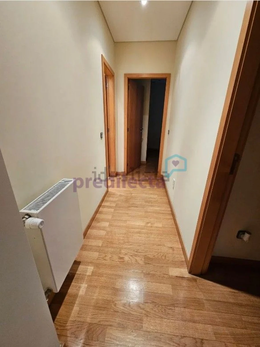 Apartamento T2 para Arrendamento em Rio Tinto Foto 16