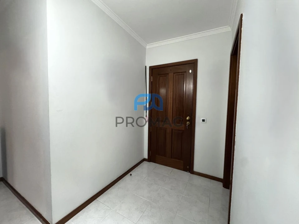 Apartamento T2 para Venda em Gulpilhares e Valadares Foto 17