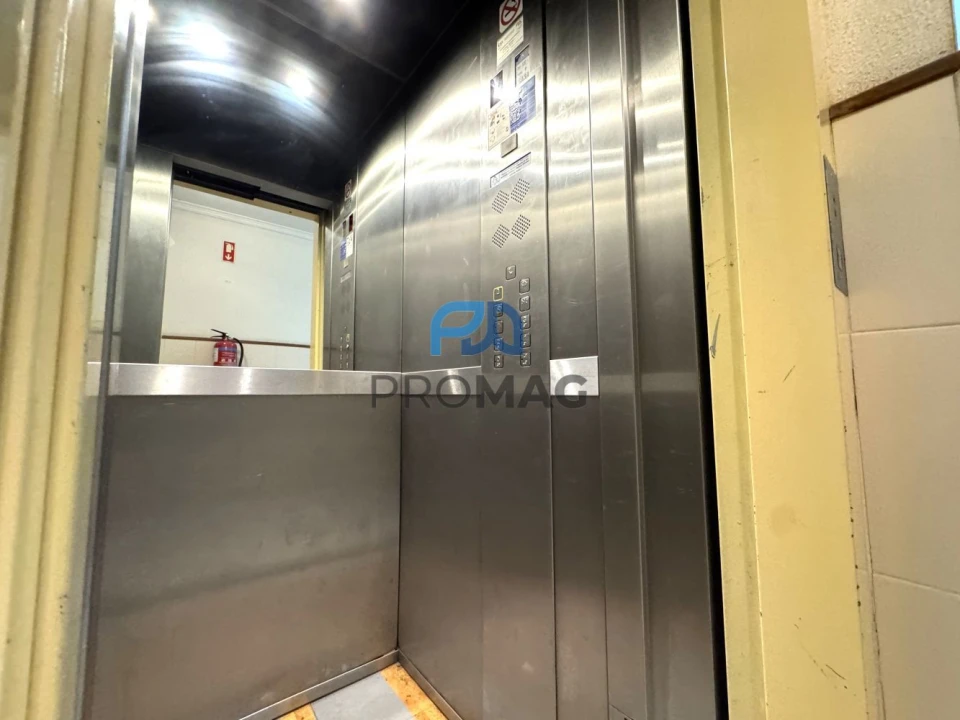 Apartamento T2 para Venda em Gulpilhares e Valadares Foto 14