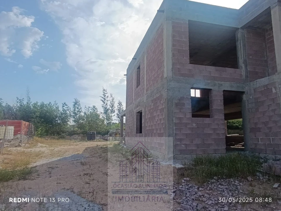 Moradia T3 para Venda em Oliveira do Hospital e São Paio de Gramaços Foto 3